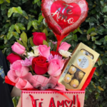 Arranjo Amor e Flor Com Chocolate e Balão
