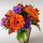 Arranjo de Flores do Campo Coloridas em Cores Vivas